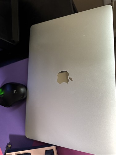 Apple macbook pro - 13.3, m1